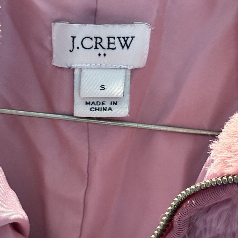 J. Crew Factory Women's Plush Faux Fur Full Zip Vest Guava Berry Small - Picture 4 of 8